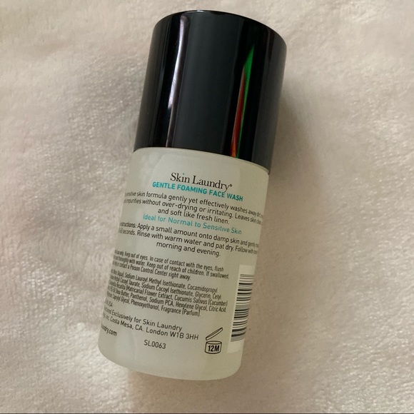 Skin Laundry travel size face cleanser - Picture 2 of 2
